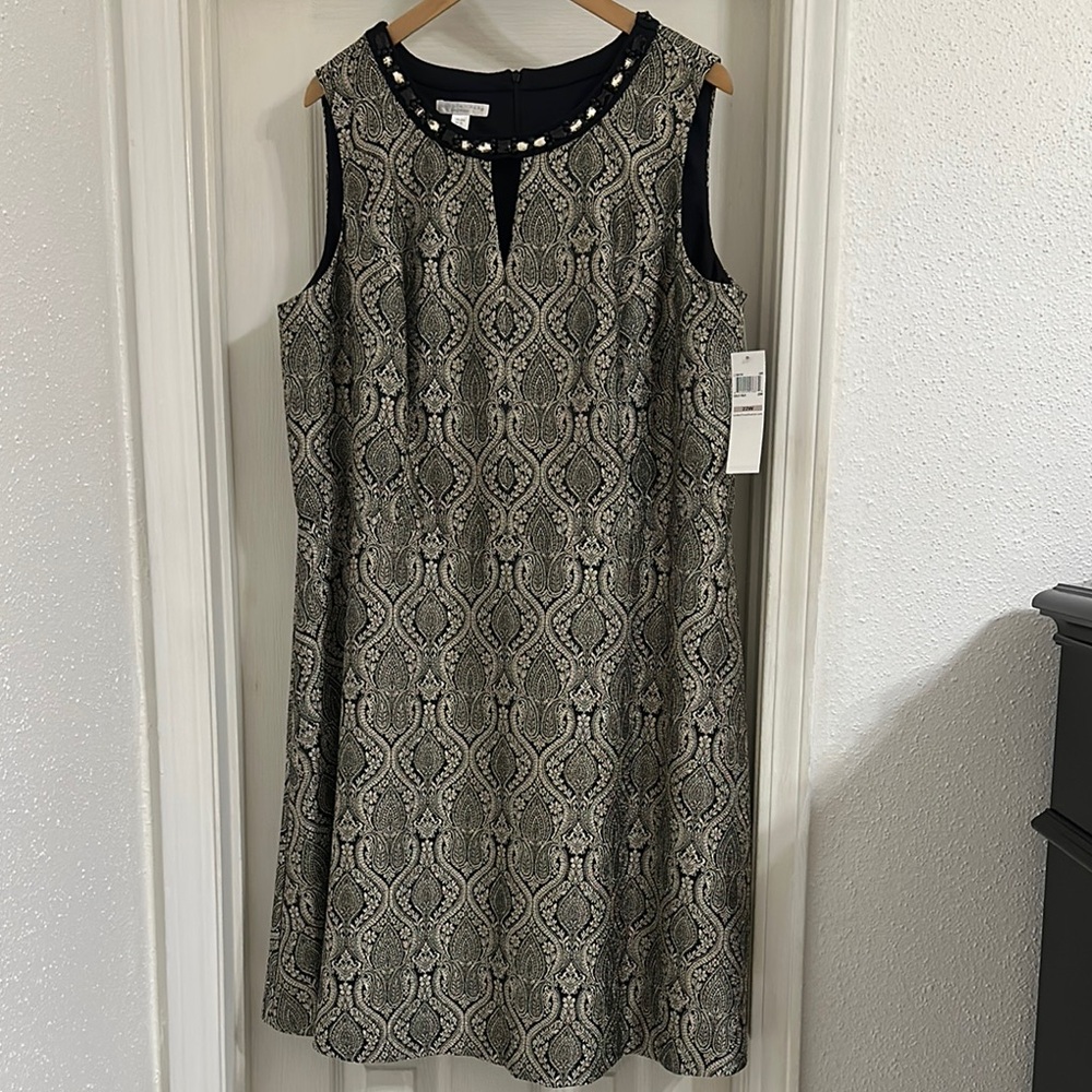 London Times Black and Gold Dress